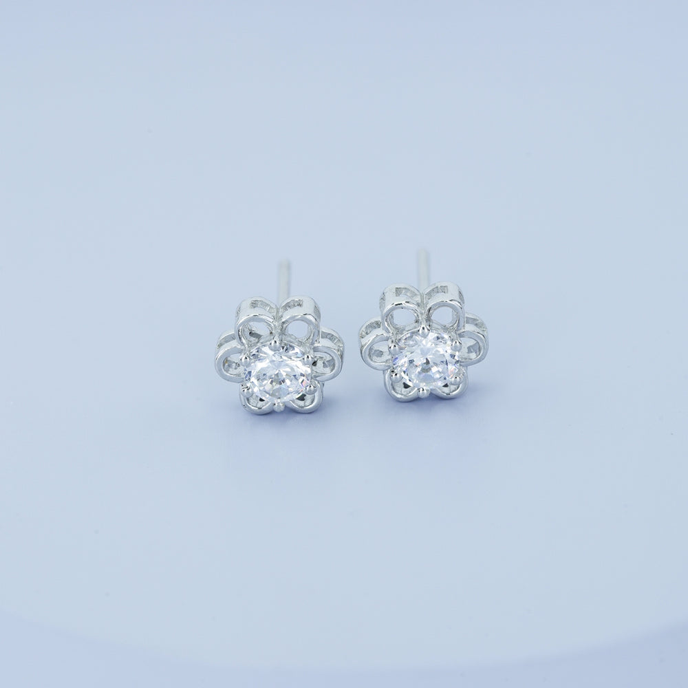 925 sterling silver flower stud earrings for women India