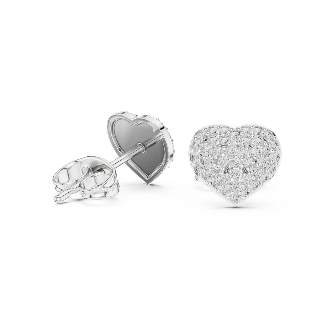 Round brilliant heart-shaped stud earrings with a smooth polished border