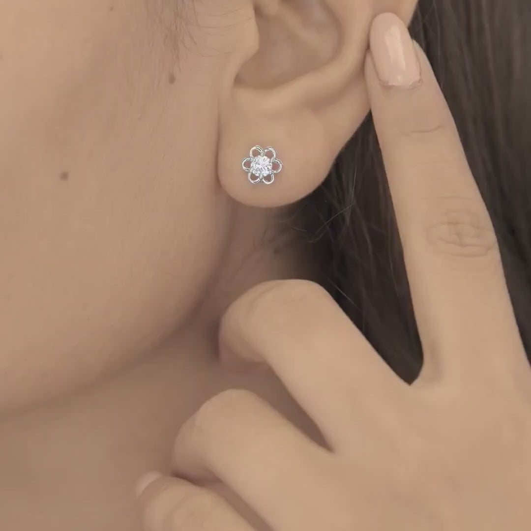925 sterling silver flower stud earrings for women India