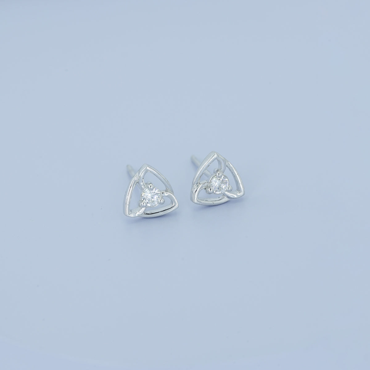 Tribhuj stud earrings with open triangular frame and round centre stone